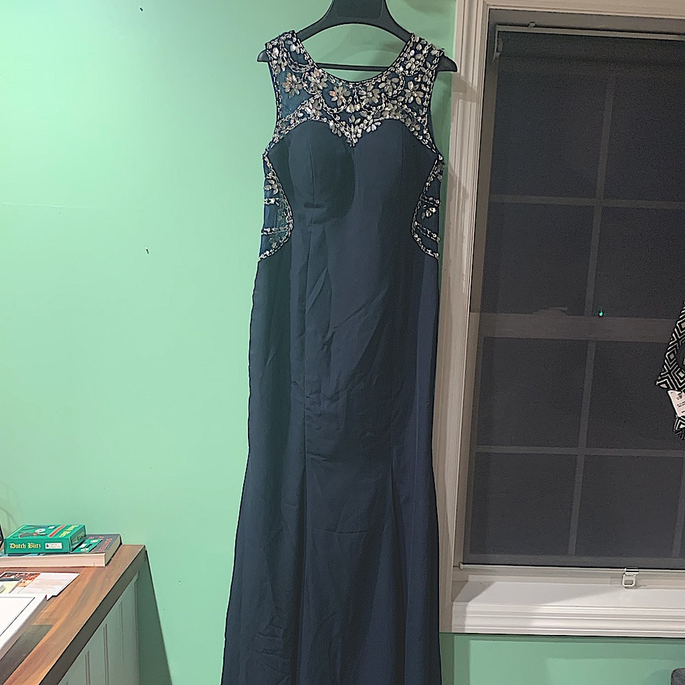 Custom Hebeos Medium Dress